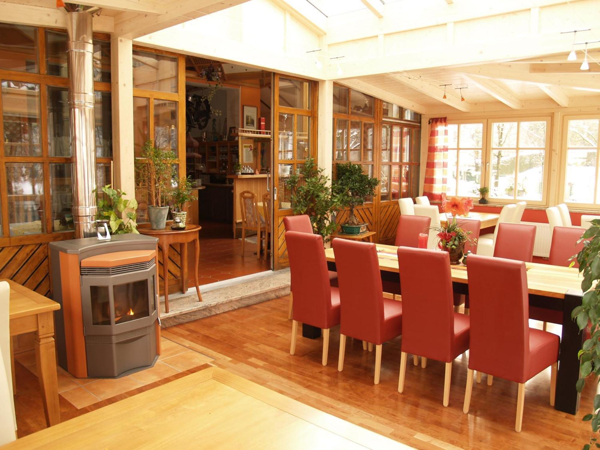 Landhotel Mariensaeule Wernstein am Inn Ngoại thất bức ảnh
